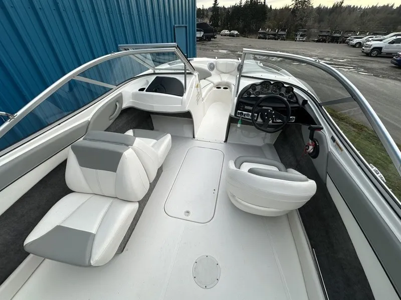 Slide: The Image of Bayliner 215BR 2013 - 4