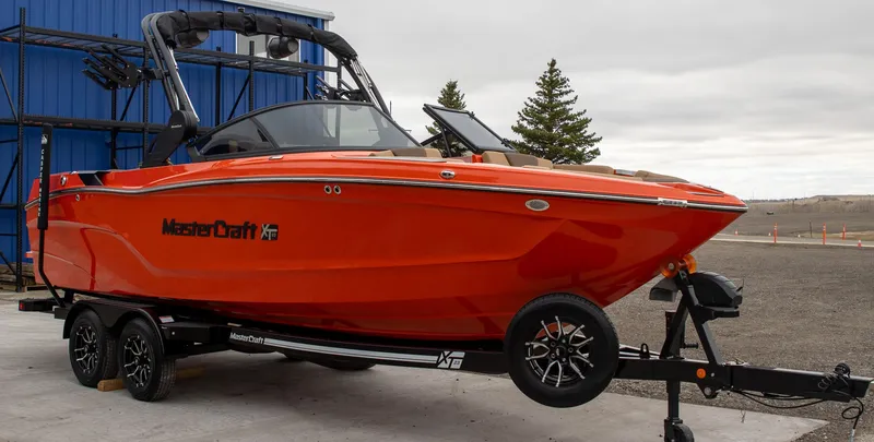 Slide: The Image of MasterCraft XT23 2026 - 8