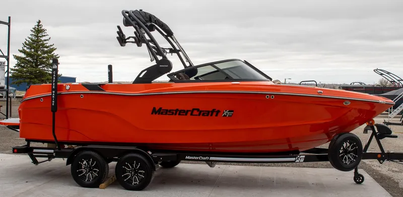 Slide: The Image of MasterCraft XT23 2026 - 9