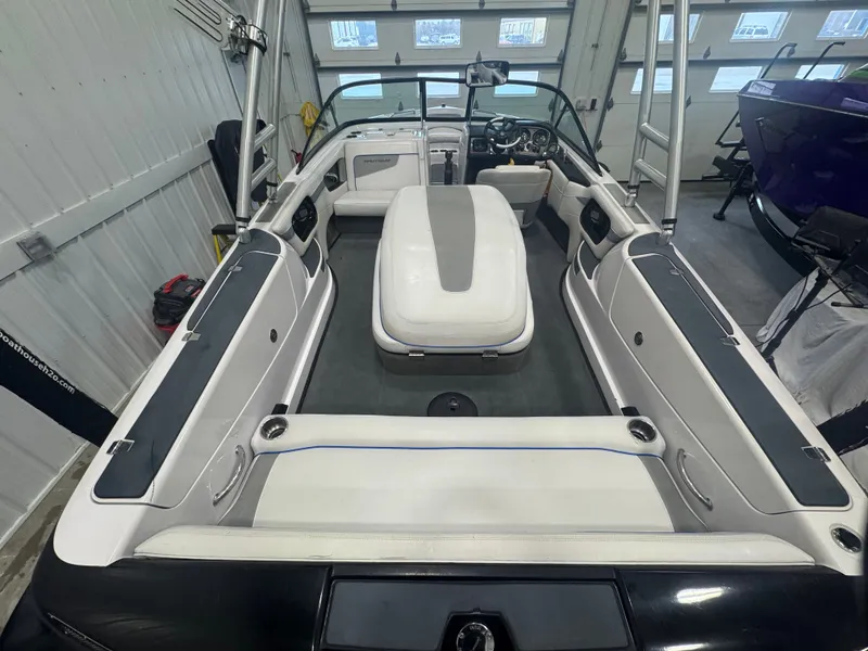 Slide: The Image of Nautique 200OB 2010 - 22