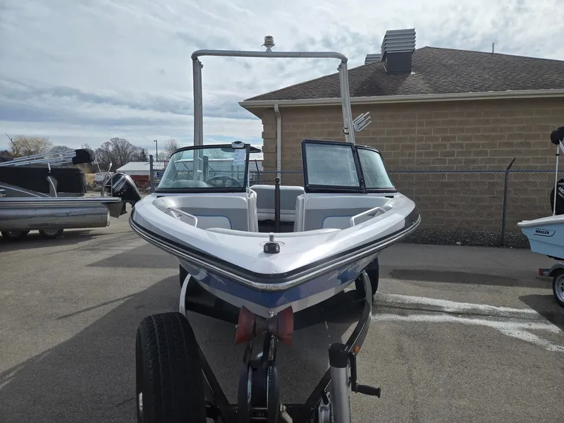 Slide: The Image of Nautique 200OB 2010 - 6