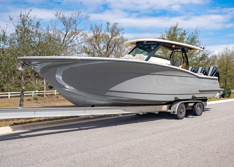 The Image of Scout 377 LXF 2026 - undefined