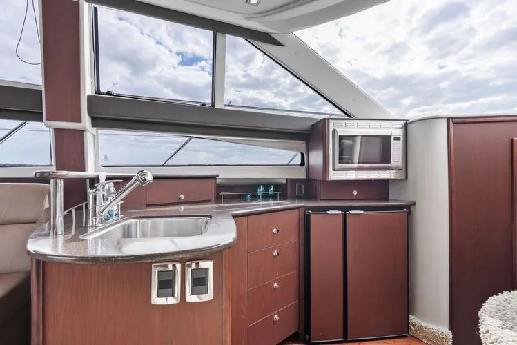 Slide: The Image of 2014 Meridian 391 Sedan - Image 16 - 16