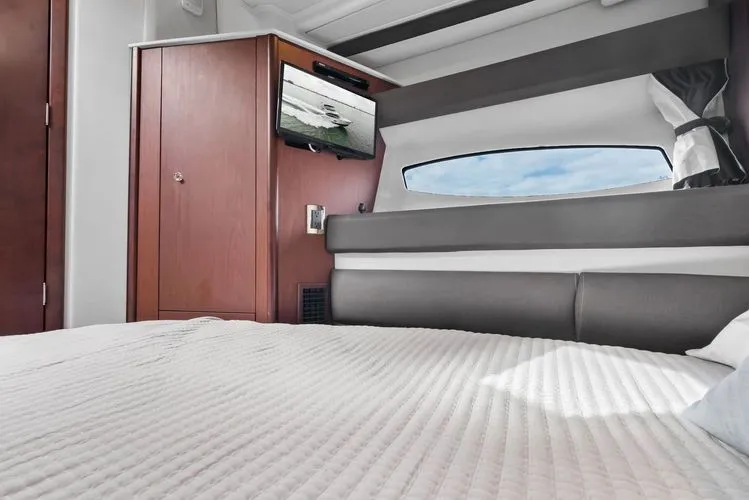 Slide: The Image of 2014 Meridian 391 Sedan - Image 20 - 20