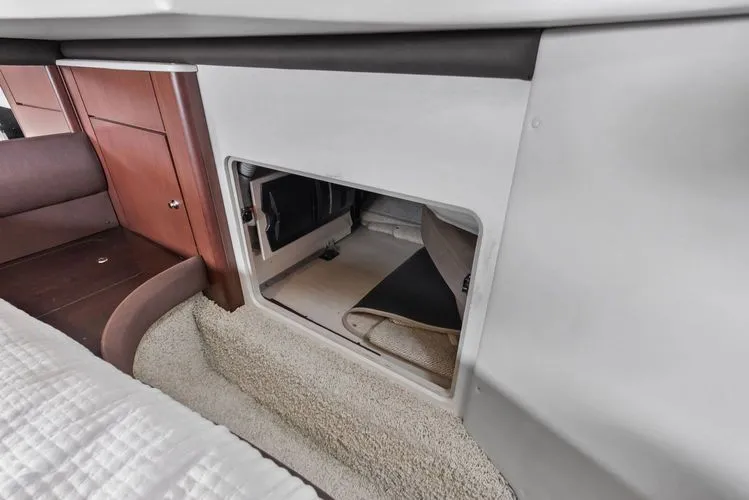 Slide: The Image of 2014 Meridian 391 Sedan - Image 33 - 33