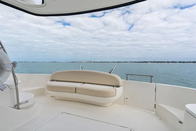 Slide: The Image of 2014 Meridian 391 Sedan - Image 6 - 6