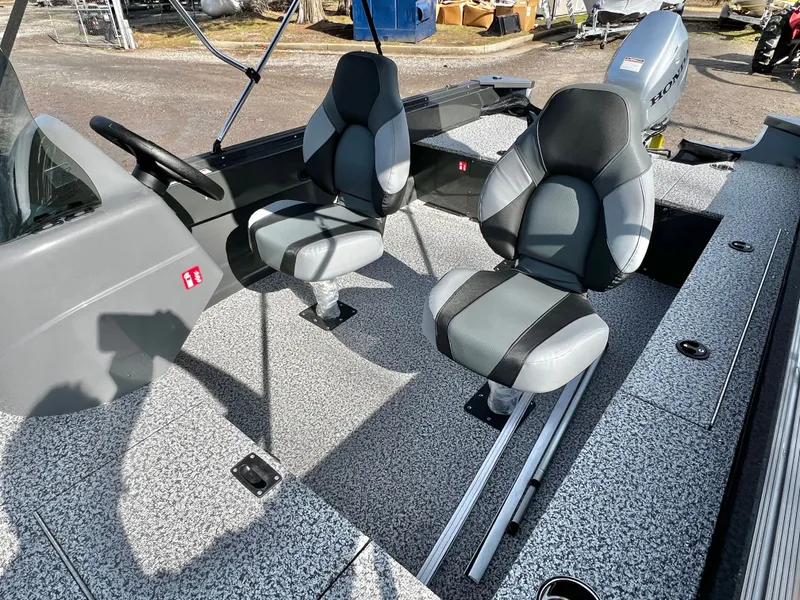 Slide: The Image of MirroCraft 167SC Outfitter 2026 - 10