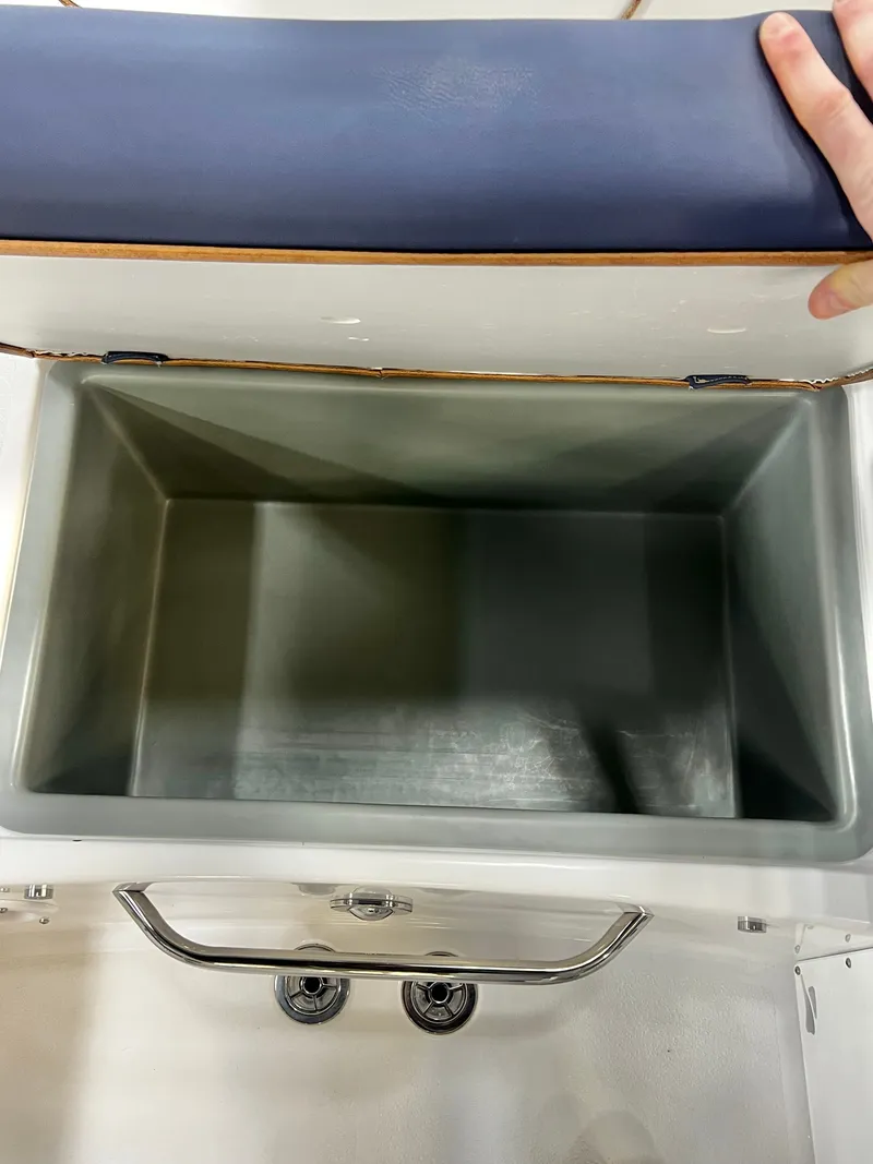 Slide: The Image of Stingray 20SBX 2026 - 25