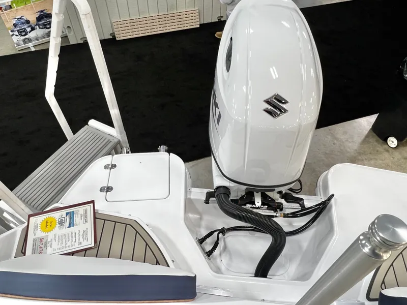 Slide: The Image of Stingray 20SBX 2026 - 30