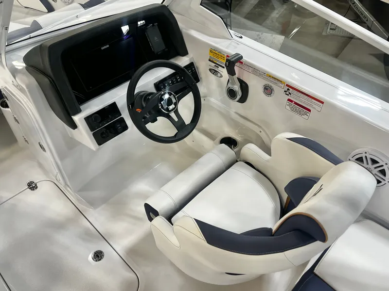 Slide: The Image of Stingray 20SBX 2026 - 9