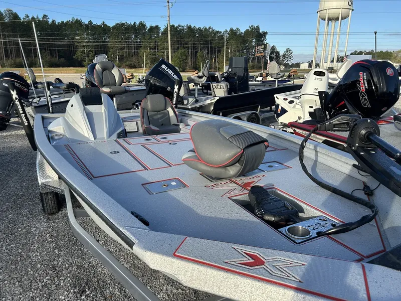 Slide: The Image of Xpress H20C Crappie 2026 - 7