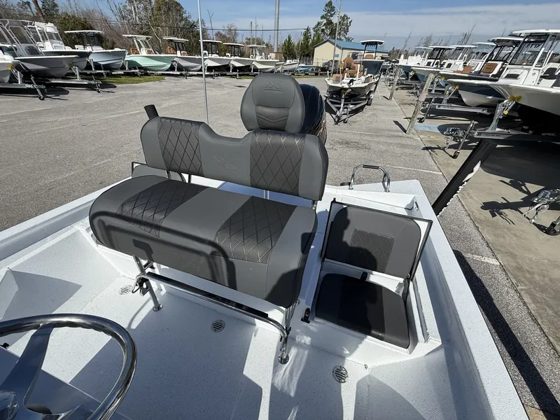 Slide: The Image of Xpress H20B Bay 2026 - 11