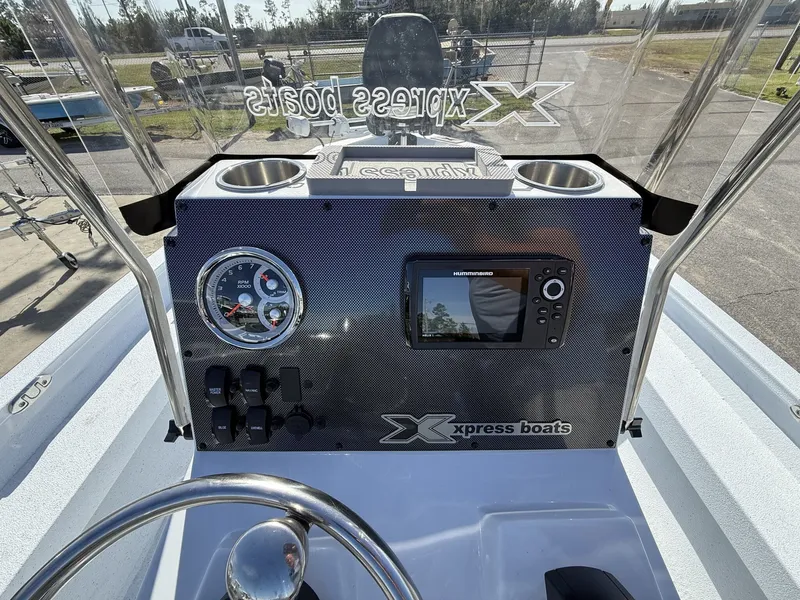 Slide: The Image of Xpress H20B Bay 2026 - 14