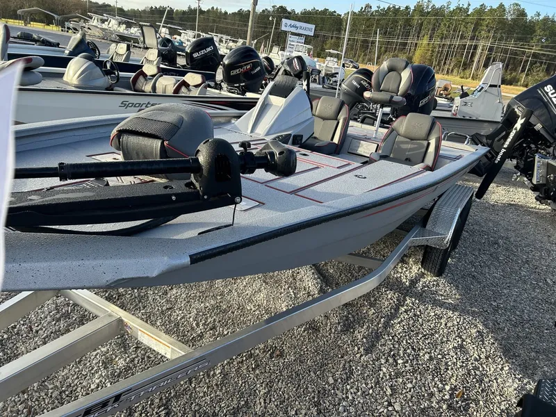 Slide: The Image of Xpress H20C Crappie 2026 - 3