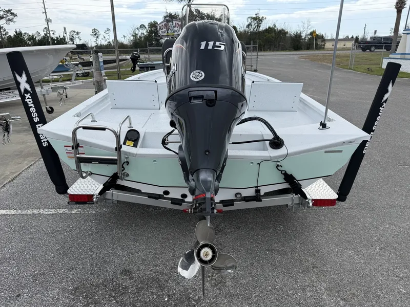 Slide: The Image of Xpress H20B Bay 2026 - 3