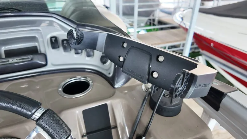 Slide: The Image of Tracker 20DLX Fishin Barge 2022 - 26