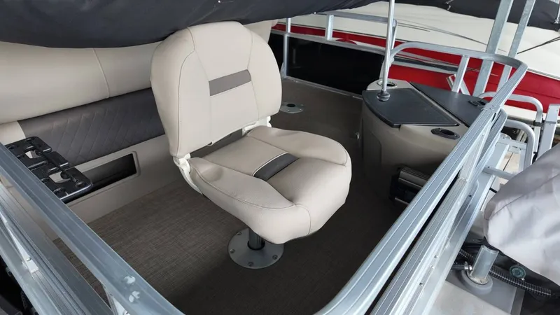 Slide: The Image of Tracker 20DLX Fishin Barge 2022 - 39