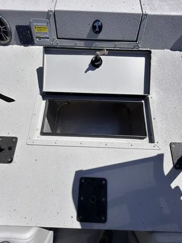 Slide: The Image of SeaArk SeaArk Easy 200 2026 - 11