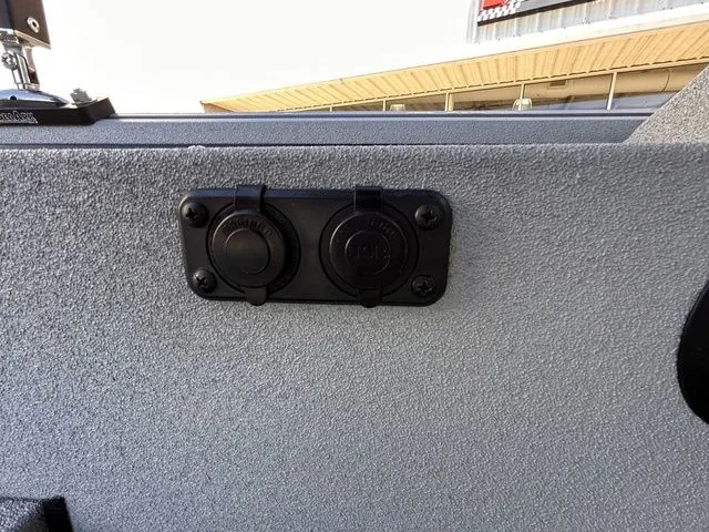 Slide: The Image of SeaArk SeaArk Easy 200 2026 - 14