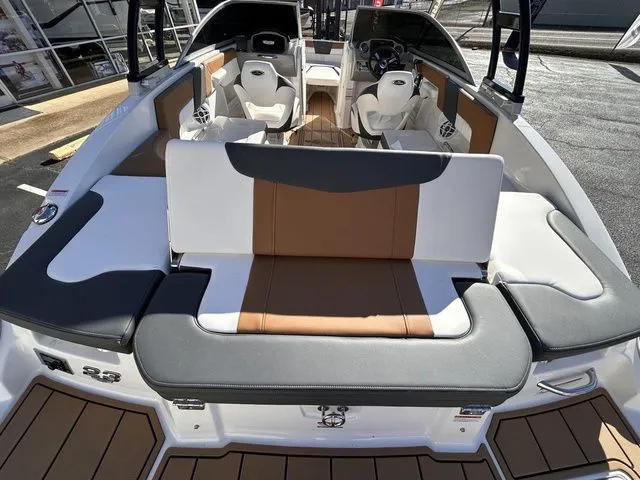 Slide: The Image of Chaparral 23 SSi 2023 - 10