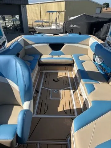 Slide: The Image of Centurion Nv243 2026 - 7