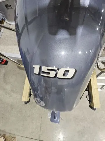 Slide: The Image of Bennington 21 SLX 2019 - 7