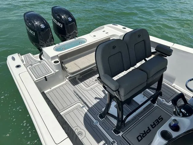 Slide: The Image of Sea Pro 262 Sport 2024 - 12