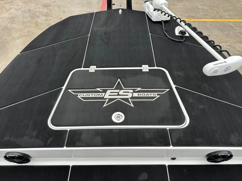 Slide: The Image of ES Custom REVOLUTION 23 2023 - 21