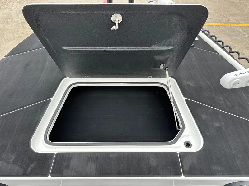 Slide: The Image of ES Custom REVOLUTION 23 2023 - 22