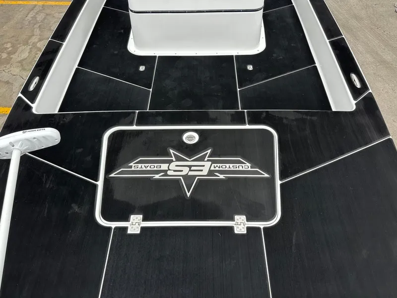 Slide: The Image of ES Custom REVOLUTION 23 2023 - 23