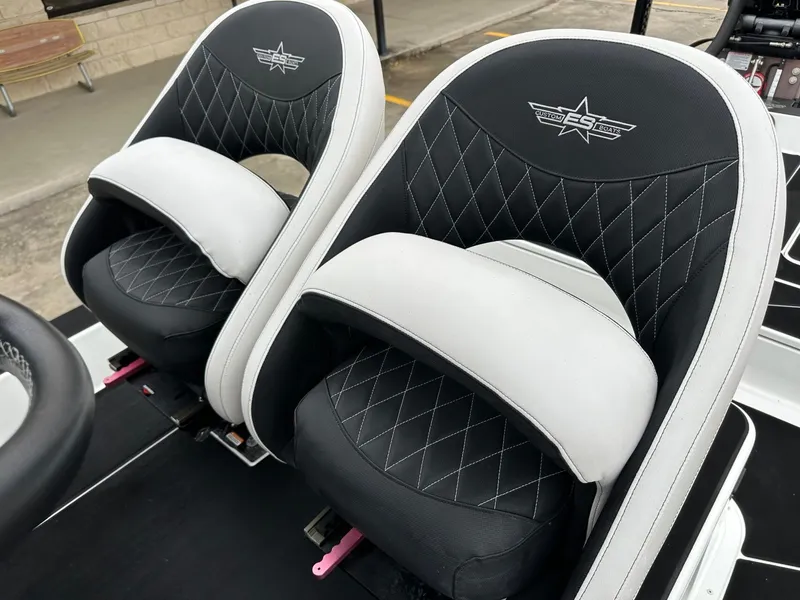 Slide: The Image of ES Custom REVOLUTION 23 2023 - 28