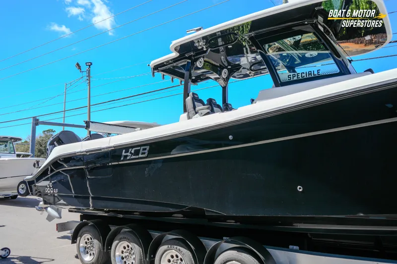 Slide: The Image of 2023 HCB 39 Speciale boat on trailer at dealership, side view. - 74