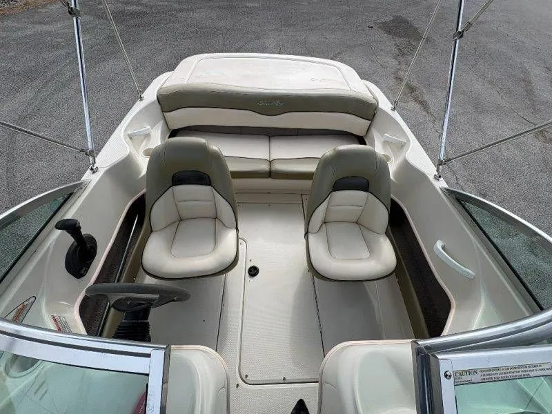 Slide: The Image of Sea Ray 180 Sport 2005 - 30