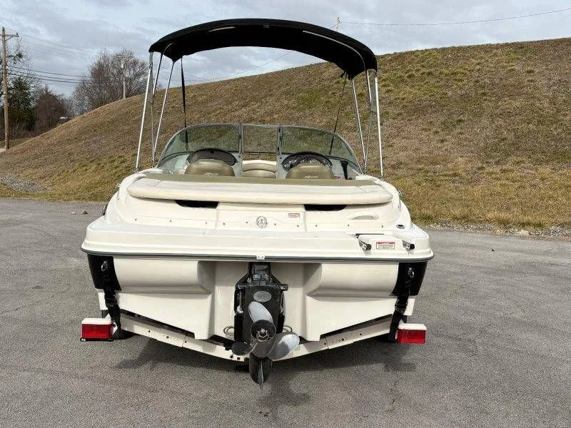 Slide: The Image of Sea Ray 180 Sport 2005 - 40