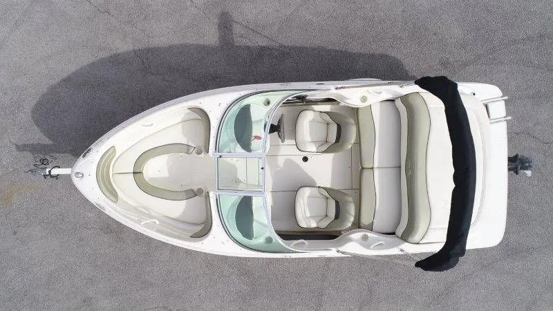 Slide: The Image of Sea Ray 180 Sport 2005 - 8