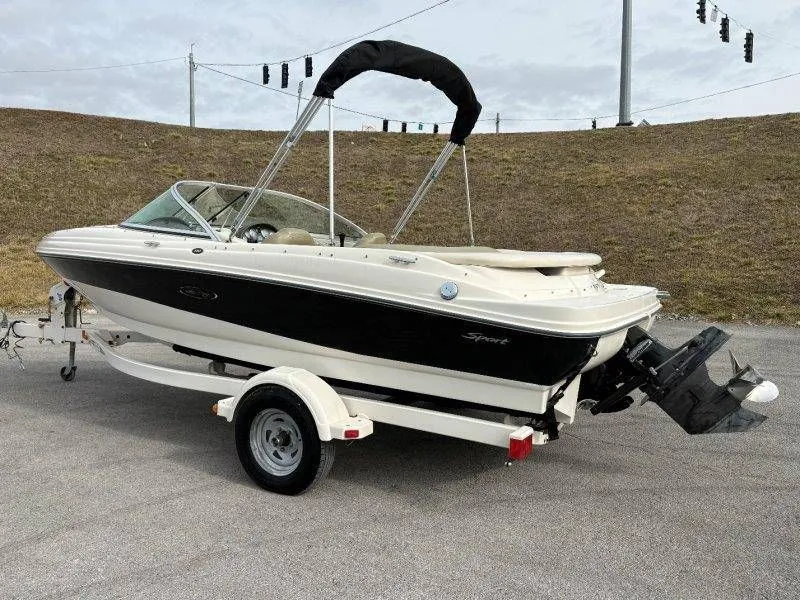 Slide: The Image of Sea Ray 185 Sport 2005 - 14