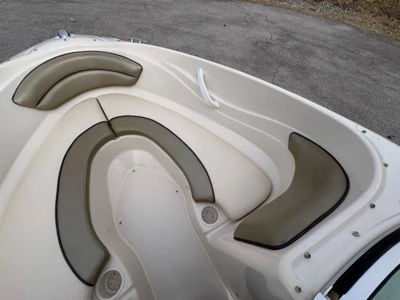 Slide: The Image of Sea Ray 185 Sport 2005 - 24