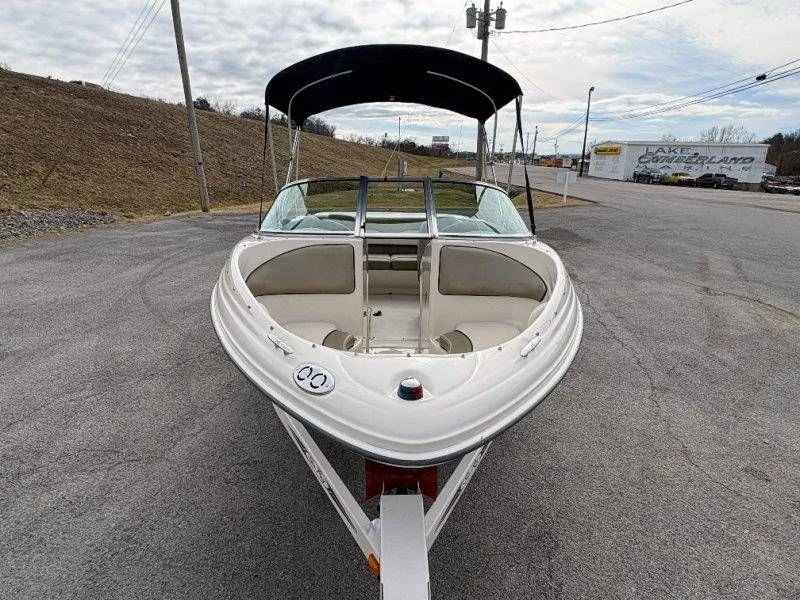 Slide: The Image of Sea Ray 185 Sport 2005 - 42