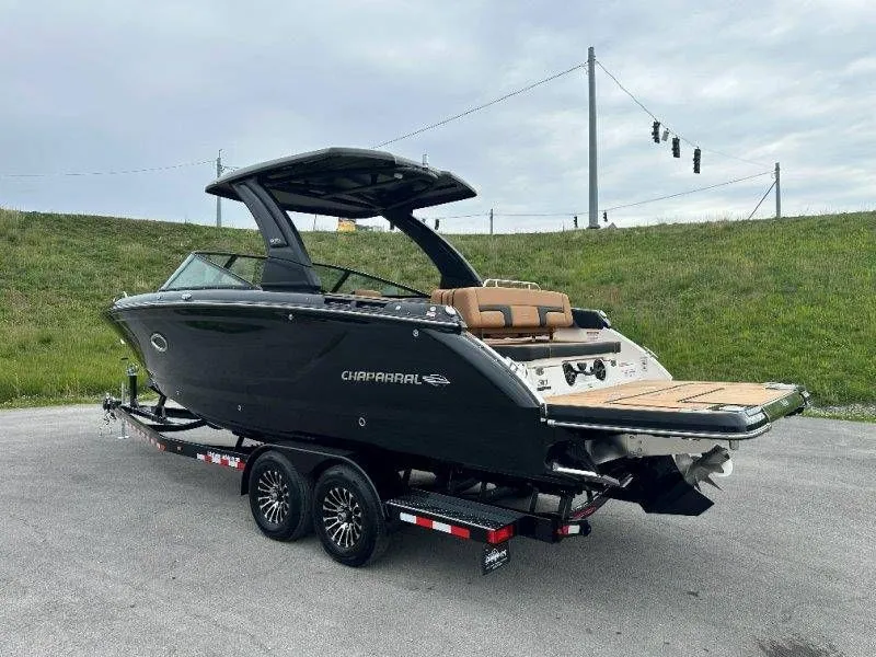 Slide: The Image of 2026 Chaparral SSX 30 boat on trailer, side view. - 19