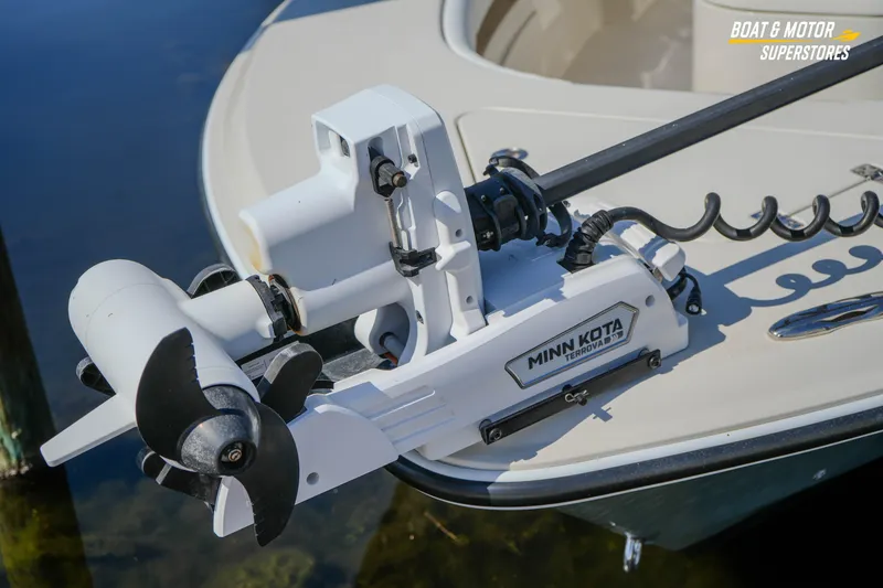 Slide: The Image of Minn Kota Terrova motor on boat, close-up view, 2016 model. - 9
