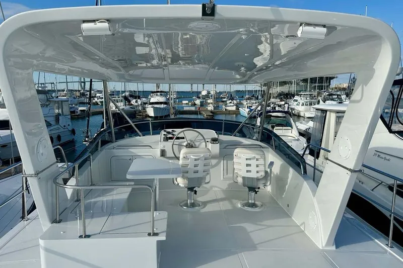 Slide: The Image of Helmsman Trawlers 43E - Optional Hardtop - 8