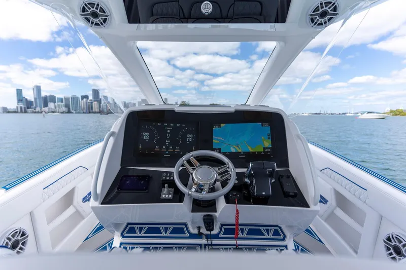 Slide: The Image of Deep Impact 399 Sport 2026 - 20