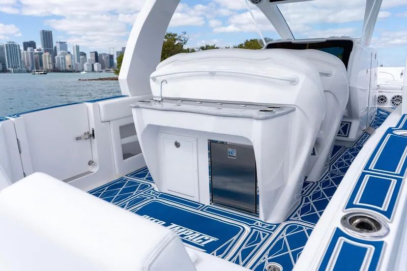 Slide: The Image of Deep Impact 399 Sport 2026 - 28