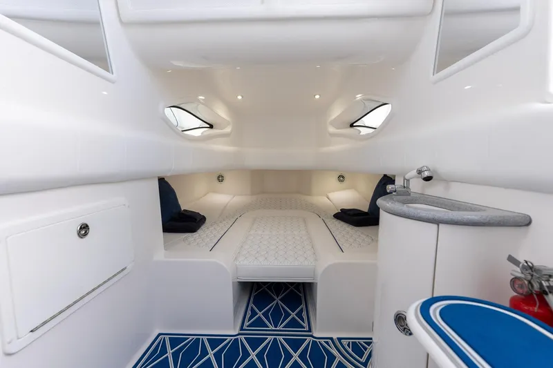 Slide: The Image of Deep Impact 399 Sport 2026 - 35