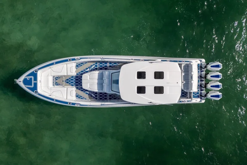 Slide: The Image of Deep Impact 399 Sport 2026 - 6