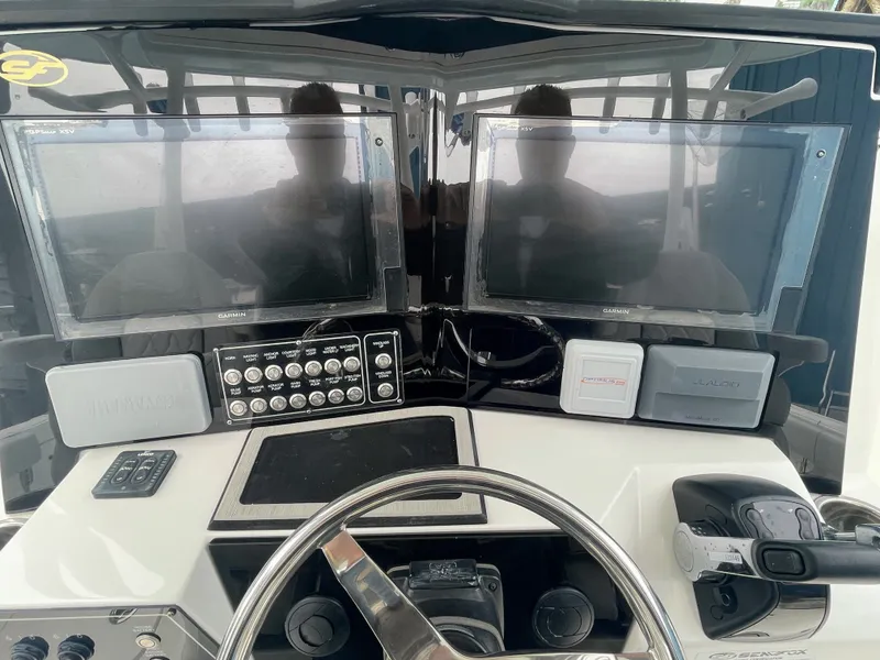 Slide: The Image of Sea Fox 328 Commender 2019 - 50