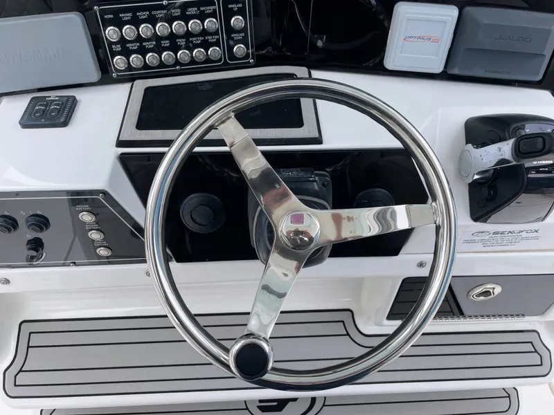 Slide: The Image of Sea Fox 328 Commender 2019 - 57