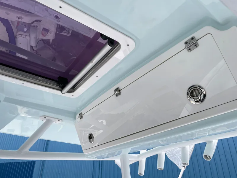 Slide: The Image of Sea Fox 328 Commender 2019 - 61