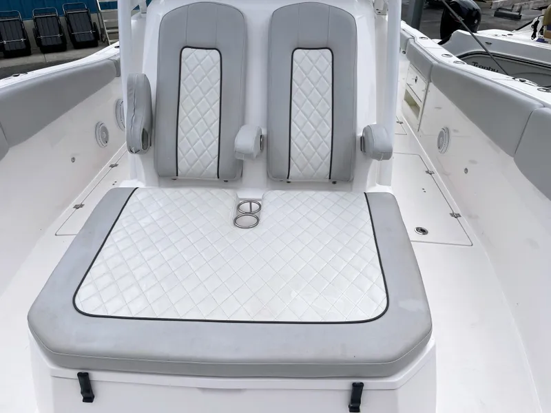 Slide: The Image of Sea Fox 328 Commender 2019 - 69