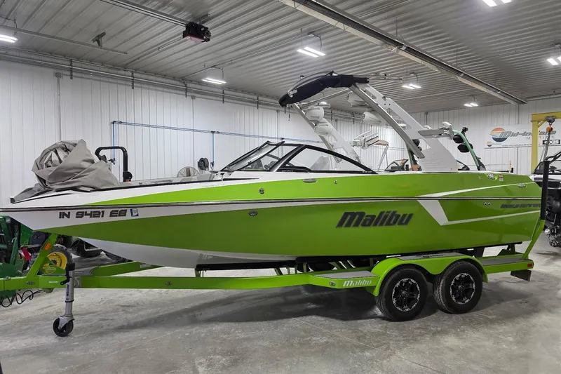 The Image of Malibu Wakesetter 22 MXZ 2018 - undefined